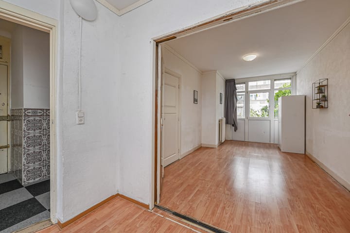 Photo 6 of Jan van Rodestraat 34