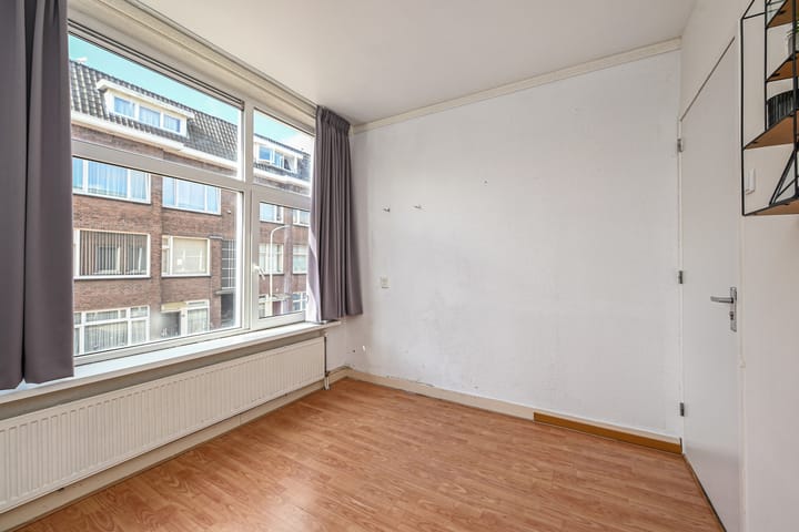 Photo 18 of Jan van Rodestraat 34