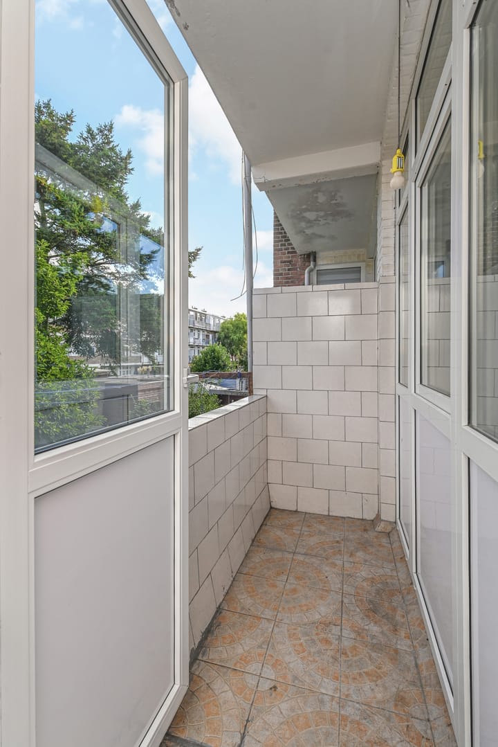 Photo 25 of Jan van Rodestraat 34