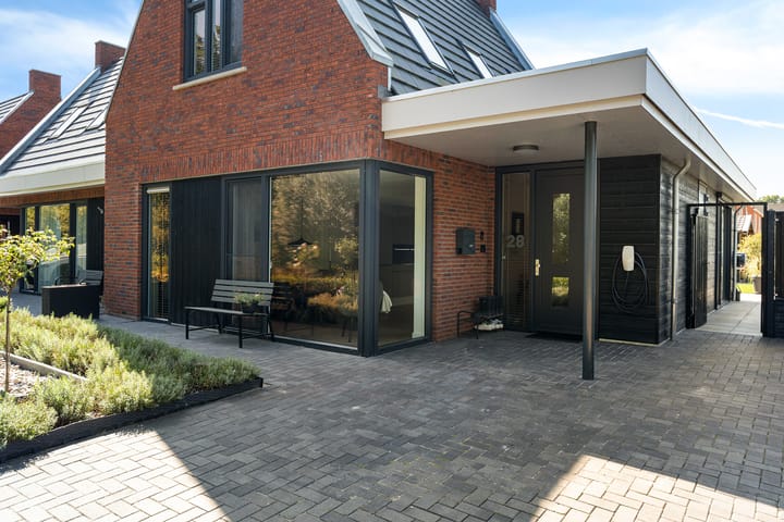 Foto 8 van Jan van de Cappelle 28