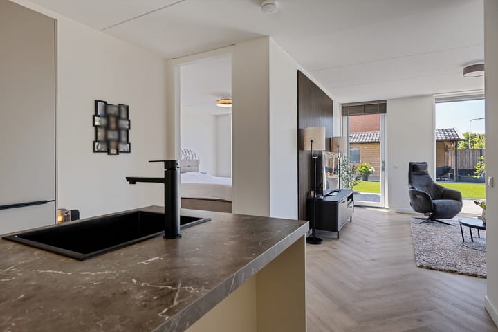 Foto 16 van Jan van de Cappelle 28