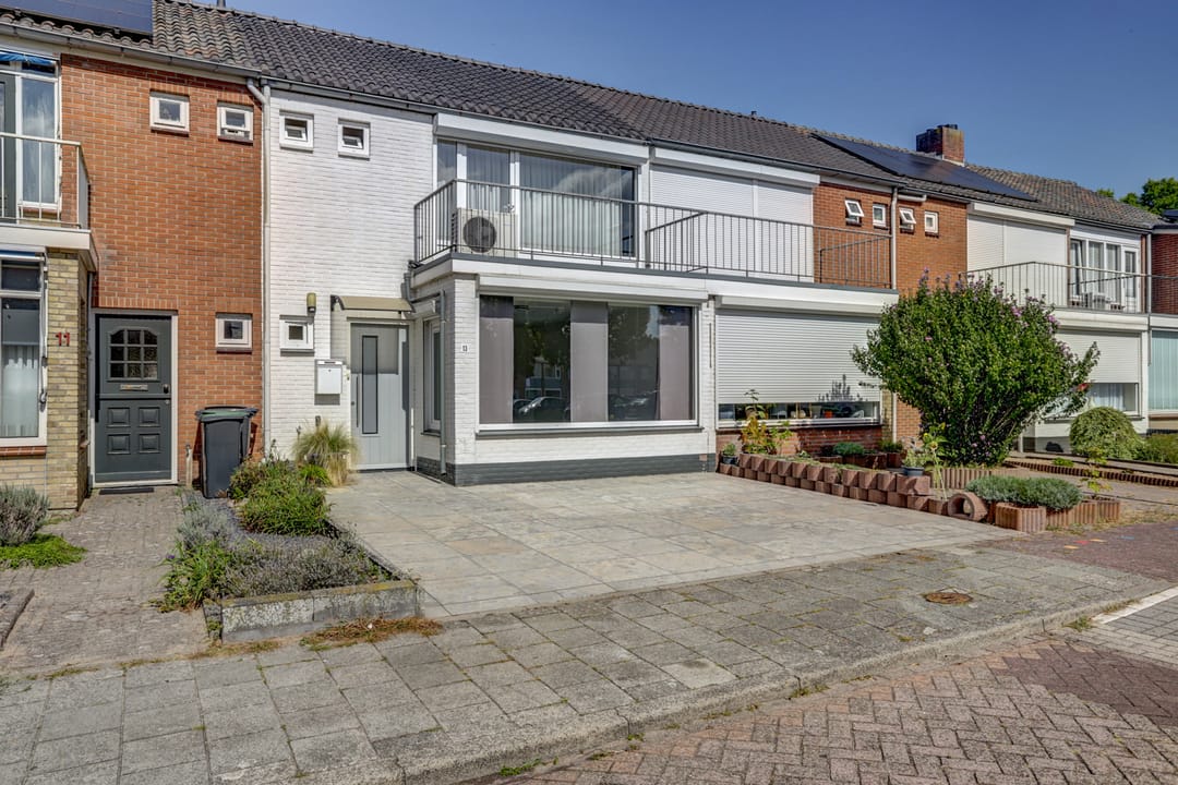 Foto 1 van Jacob van Ruijsdaelstraat 13