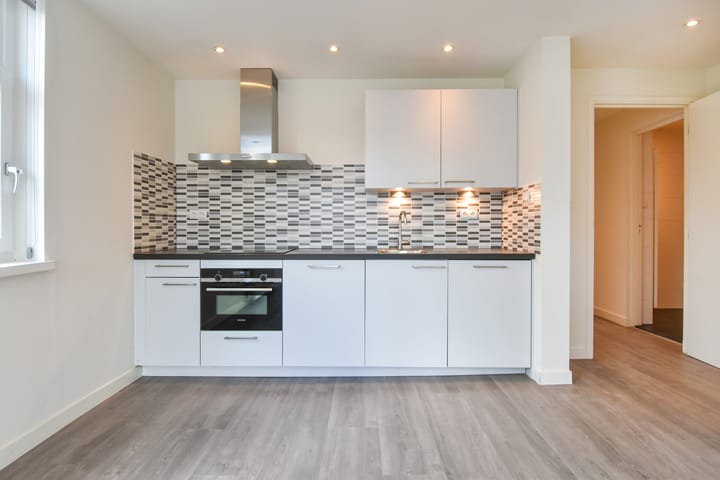 Photo 7 of Achterom 69