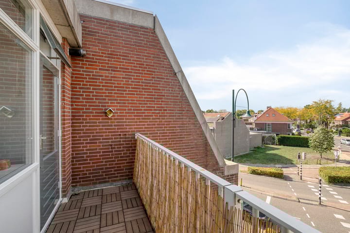 Foto 10 van Bredaseweg 35-C