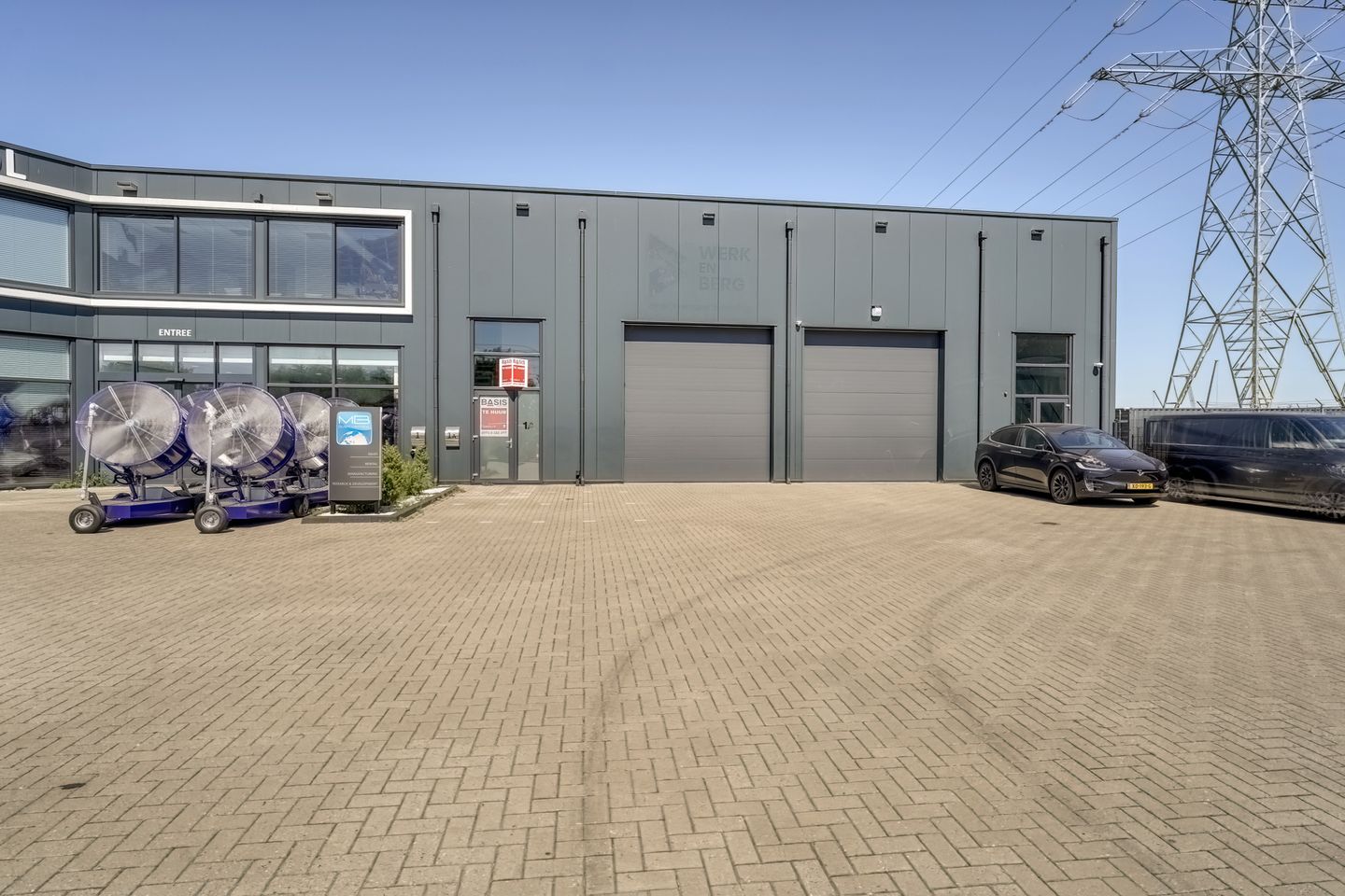 Bekijk foto 1 van Madame Curiestraat 1-a