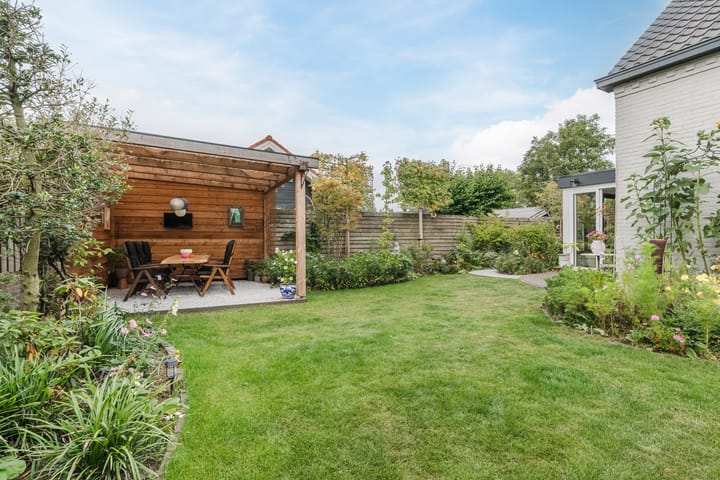 Foto 30 van Albert van Cuijckstraat 2