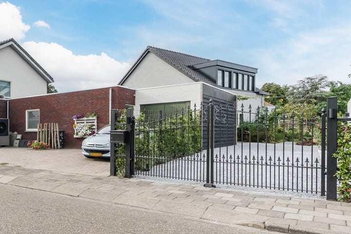 Foto 38 van Albert van Cuijckstraat 2