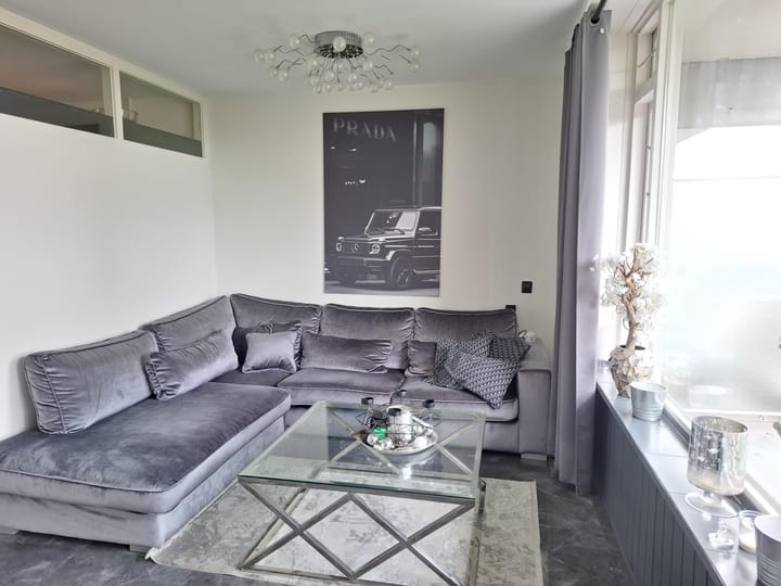 Photo 2 of Veenoord 452