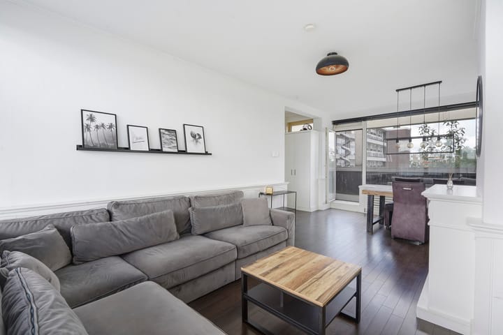 Foto 8 van Leyweg 826