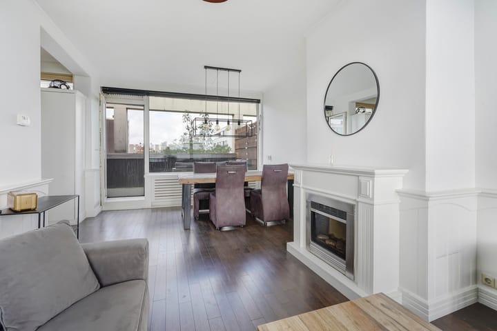 Foto 9 van Leyweg 826