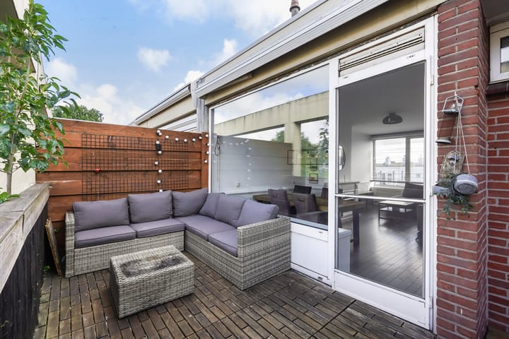 Photo 4 of Leyweg 826