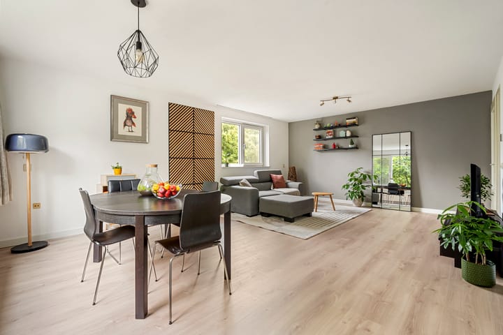 Foto 6 van Hertzstraat 25