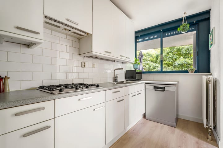 Foto 13 van Hertzstraat 25