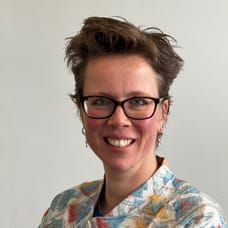 Brenda Dekker - Real Estate Agent