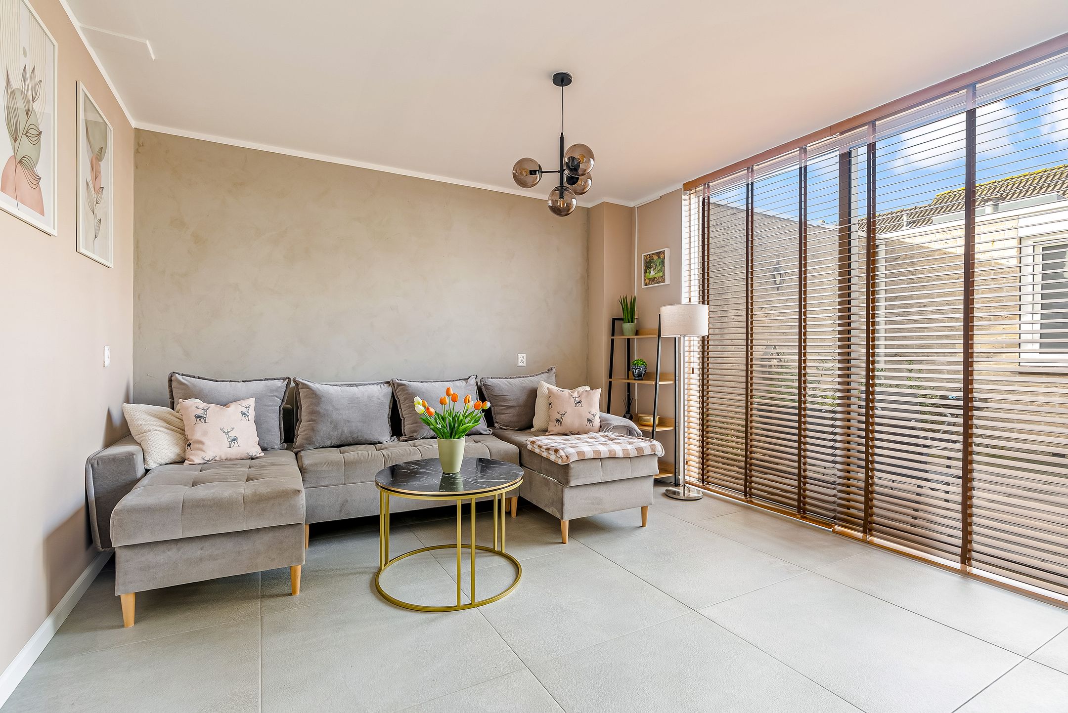 Foto 12 van Zonnebloemweg 28