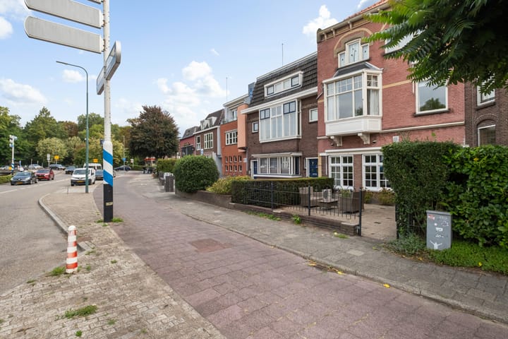 Foto 2 van Stationsweg 9-III