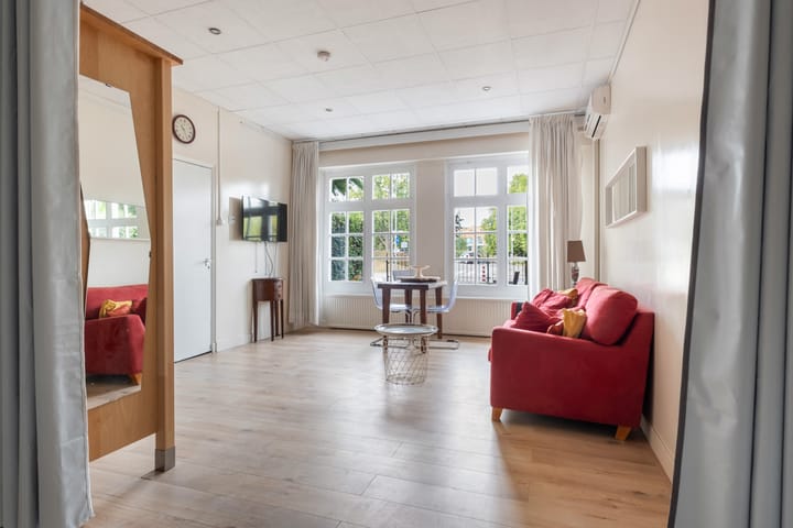 Foto 5 van Stationsweg 9-III