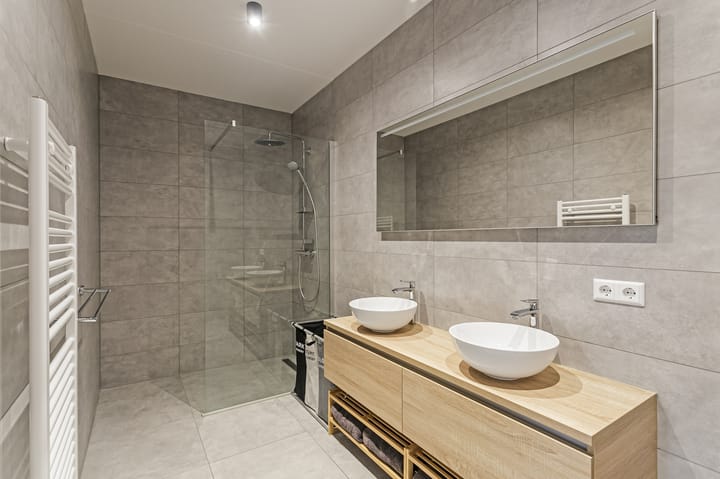 Foto 26 van Faas Wilkesstraat 303