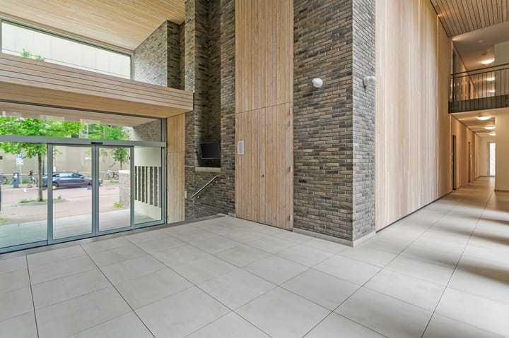 Foto 40 van Faas Wilkesstraat 303