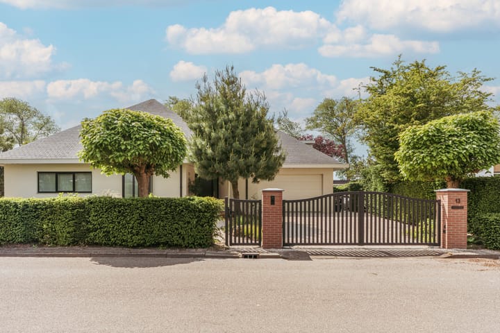 Foto 34 van Prins Florislaan 13