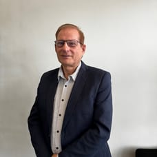 Cor Bloemendaal - Real Estate Agent