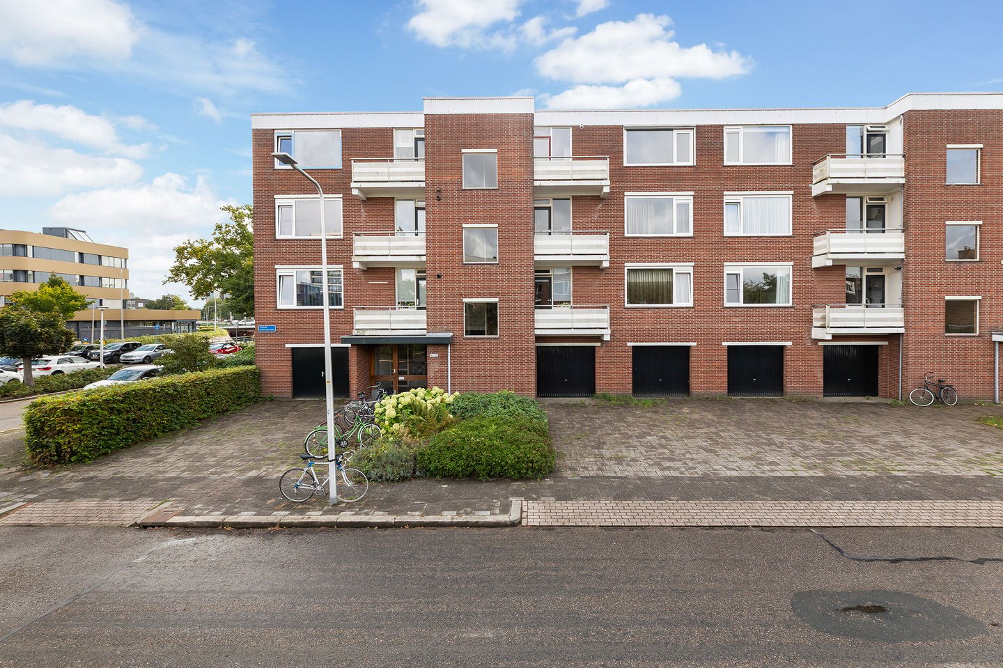 Foto 1 van Helene Swarthstraat 44