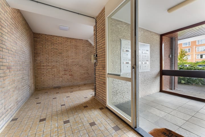Foto 4 van Helene Swarthstraat 44