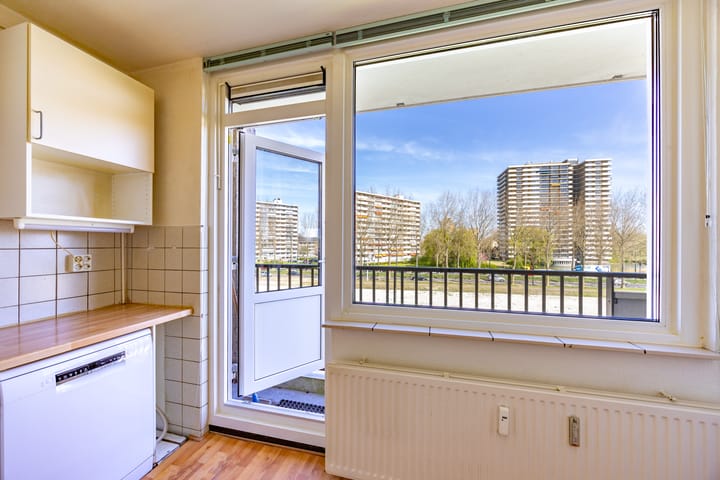 Foto 21 van Hammarskjöldlaan 591