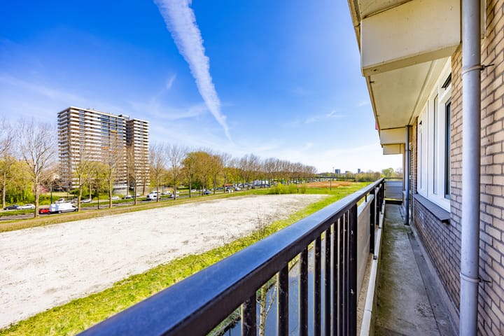 Foto 22 van Hammarskjöldlaan 591