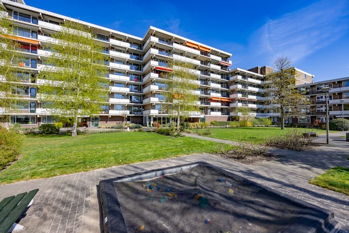 Foto 38 van Hammarskjöldlaan 591