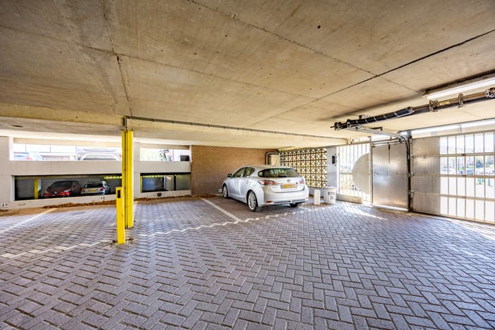 Foto 41 van Hammarskjöldlaan 591