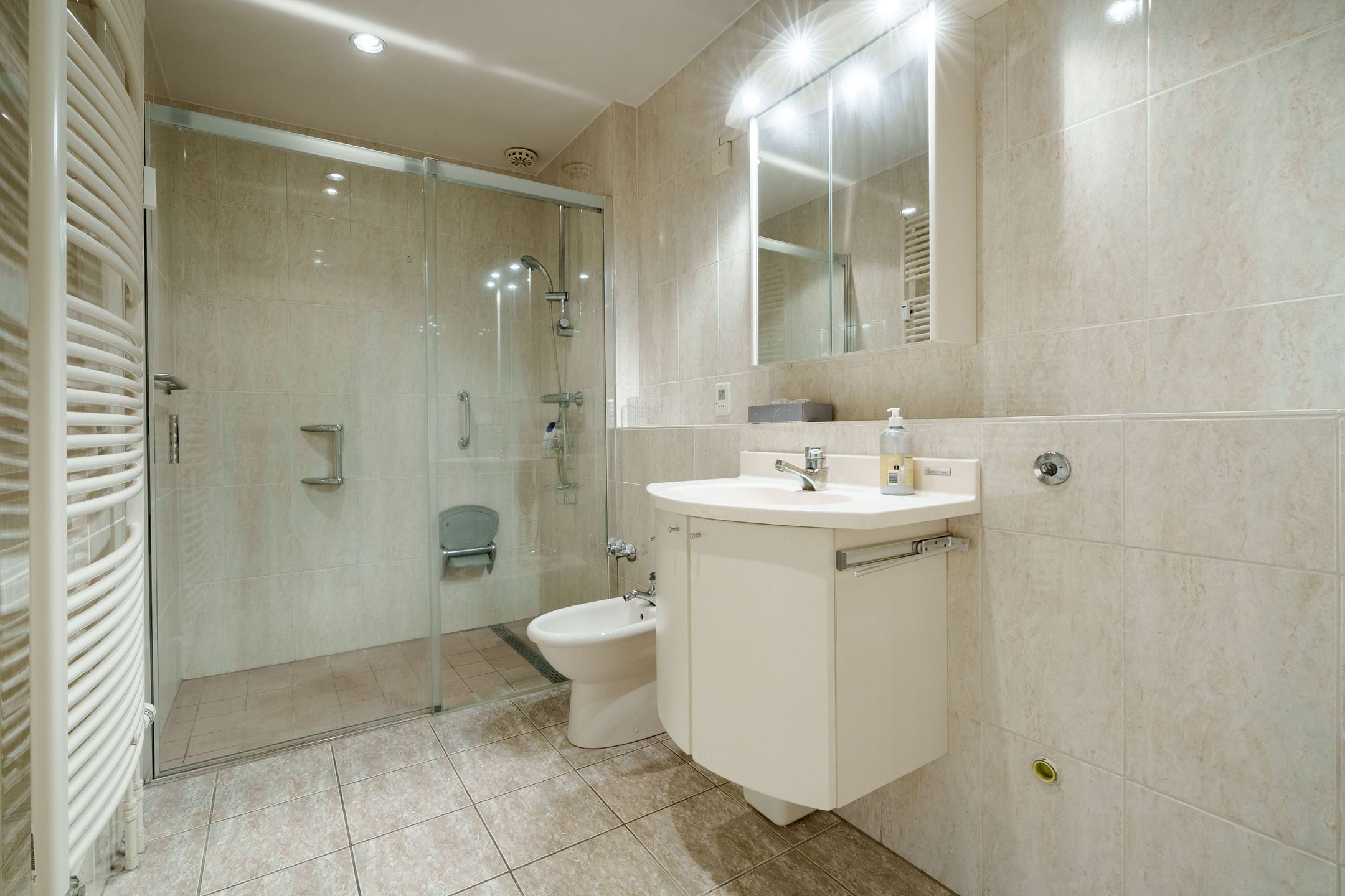 Foto 21 van Generaal Foulkesweg 379