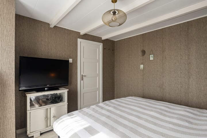 Foto 21 van Kennemerstraatweg 166