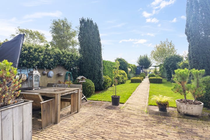 Foto 38 van Kennemerstraatweg 166