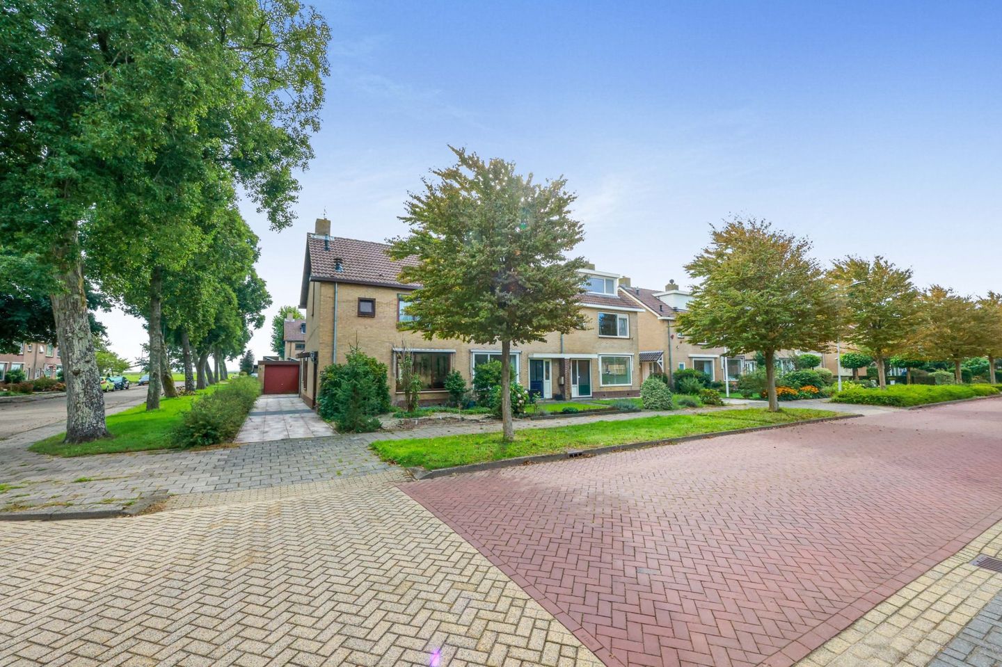 Foto 1 van Meidoornlaan 17