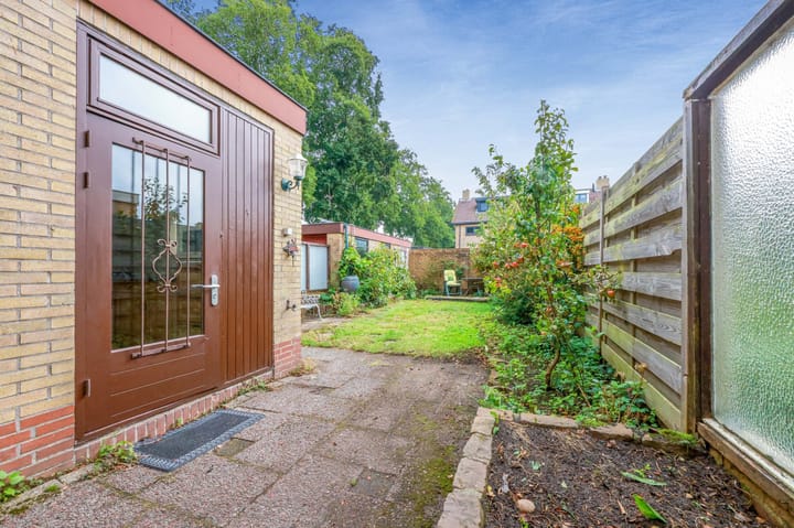 Foto 25 van Meidoornlaan 17