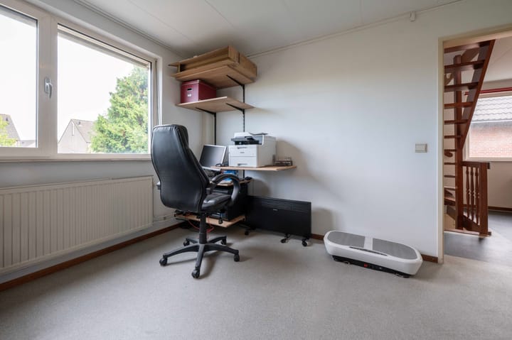 Photo 43 of Timberwolfstraat 13