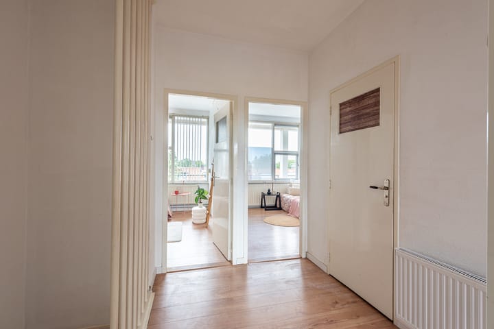 Foto 18 van Admiraal de Ruyterlaan 30