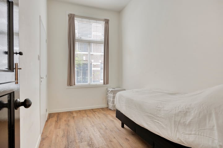 Foto 30 van Hoefstraat 42