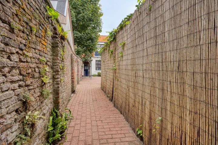 Foto 45 van Hoefstraat 42