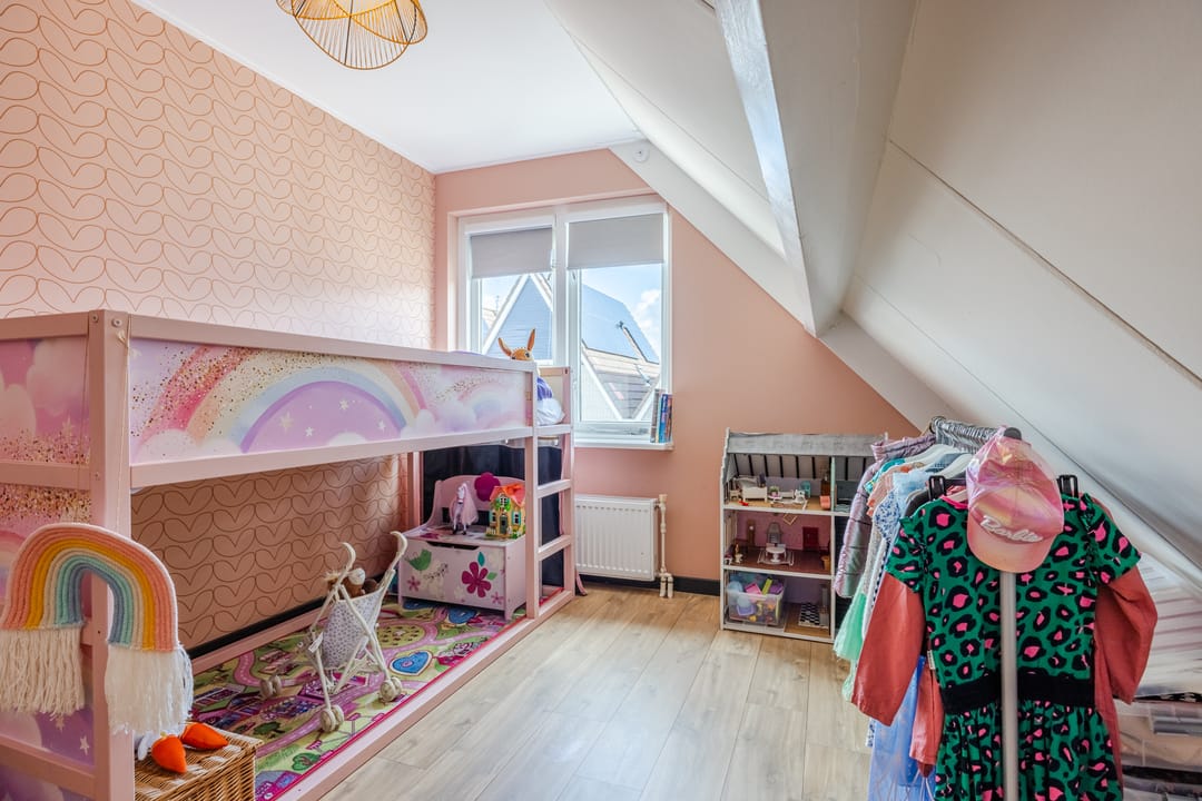 Foto 23 van Debussystraat 39