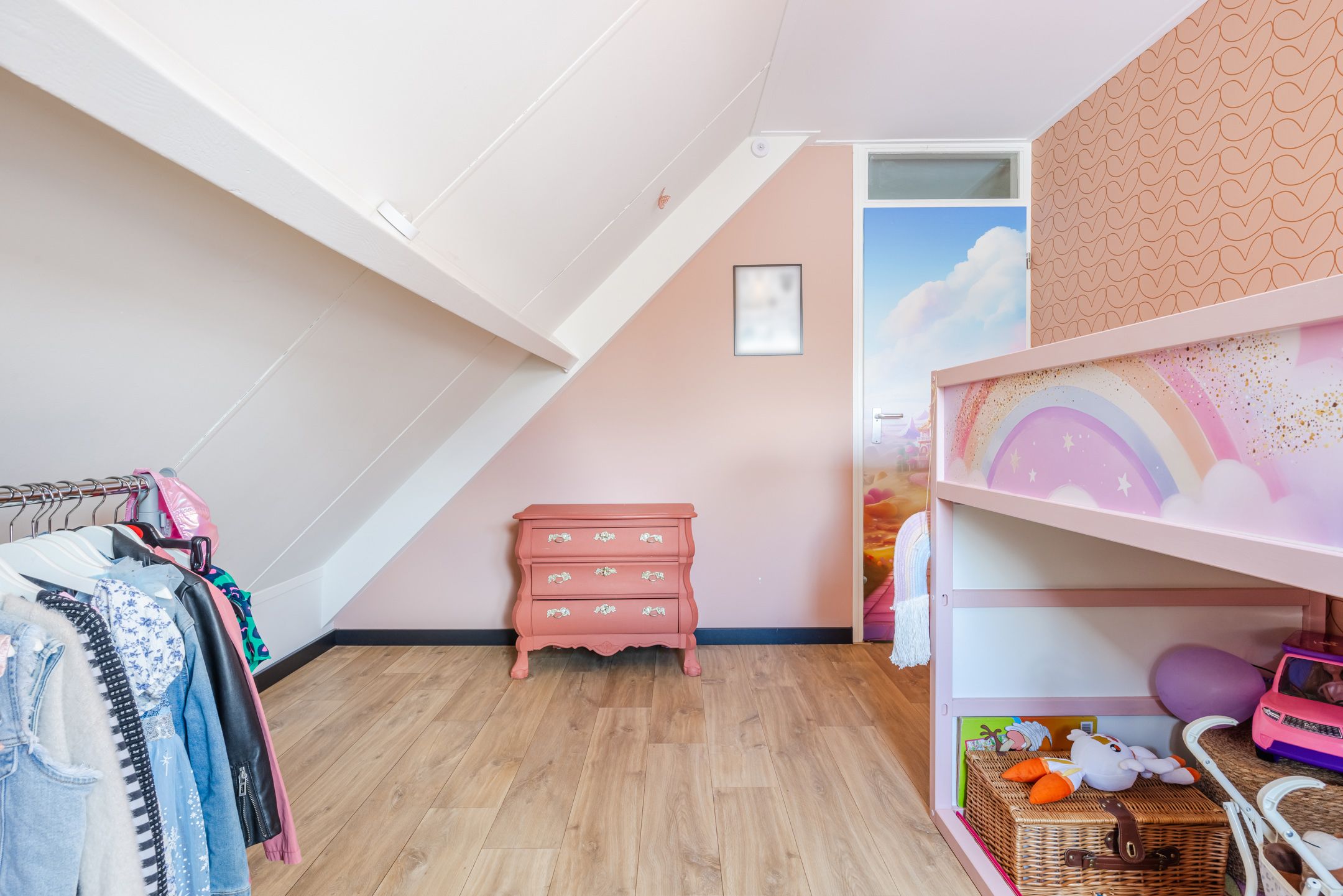 Foto 24 van Debussystraat 39