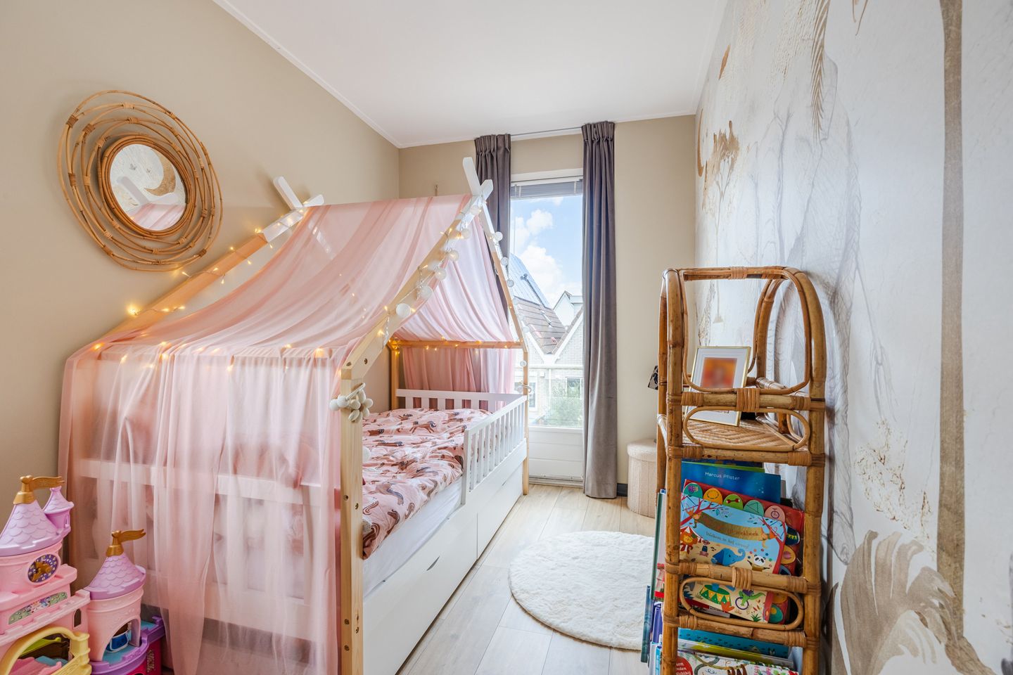 Foto 25 van Debussystraat 39