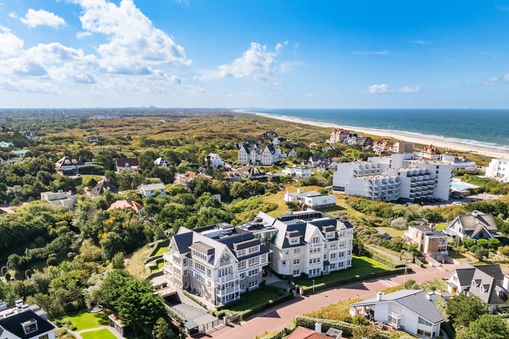 Photo 2 of Rembrandtweg 12-D