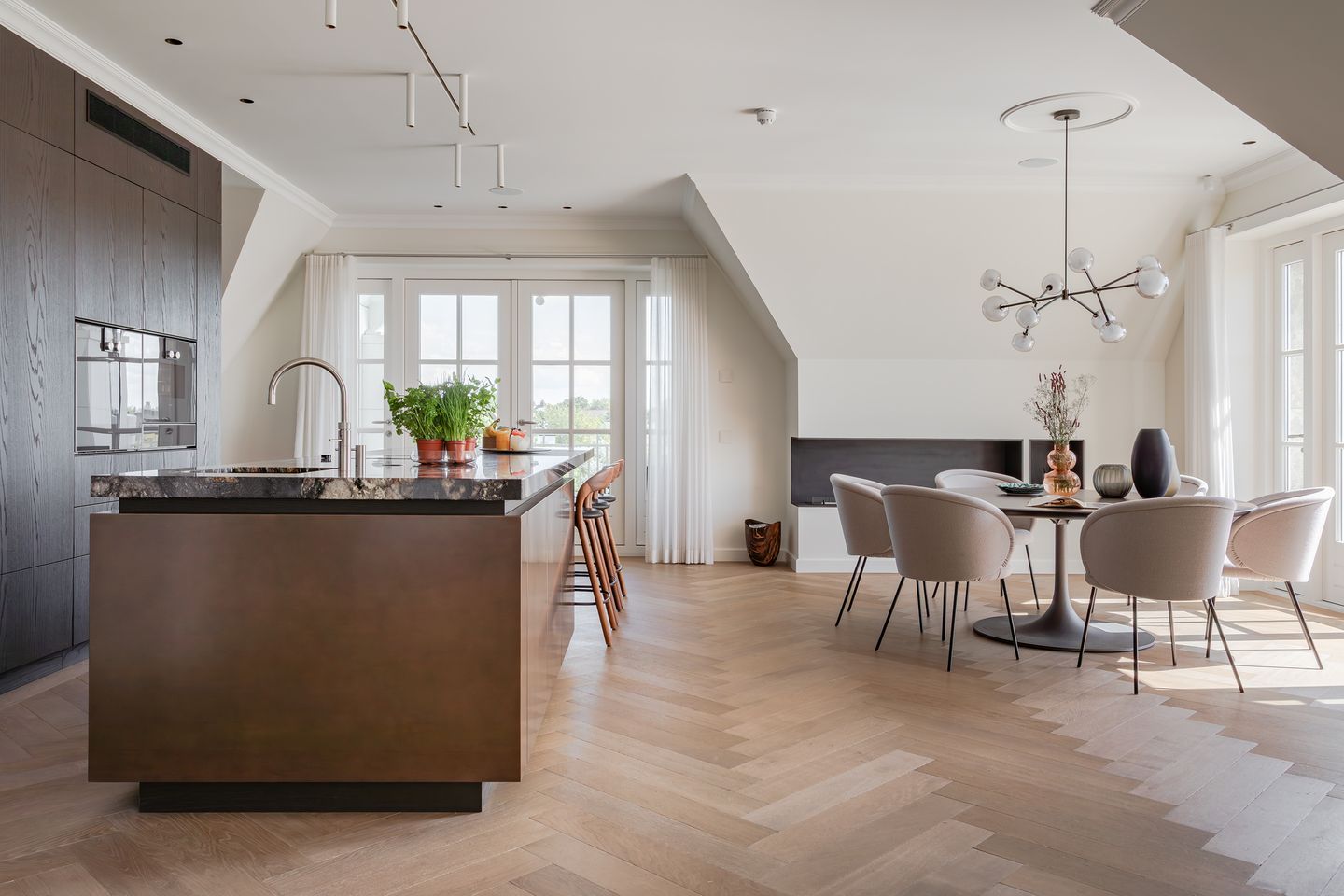 Photo 10 of Rembrandtweg 12-D