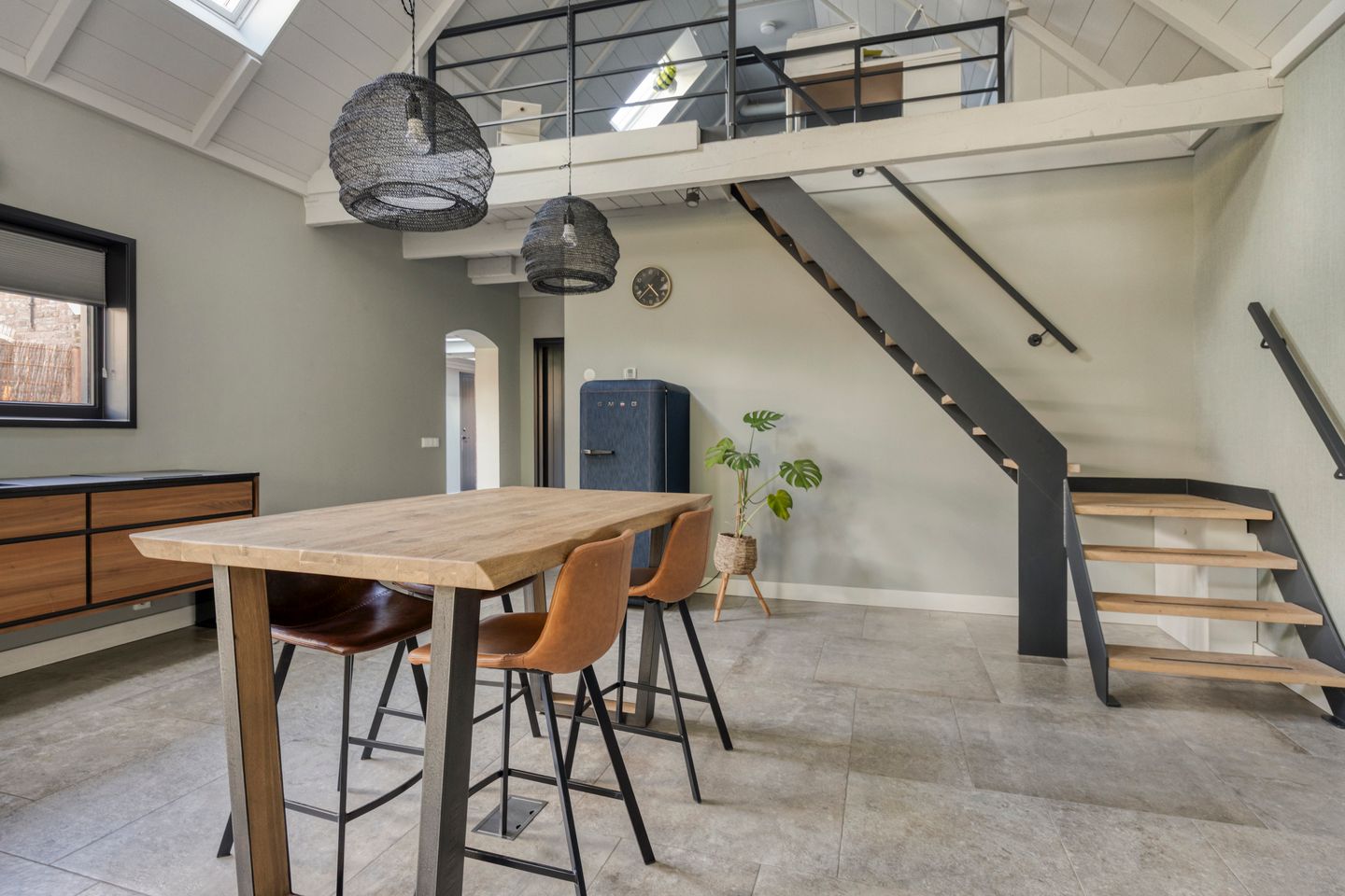 Photo 14 of Heuvelenweg 44-A