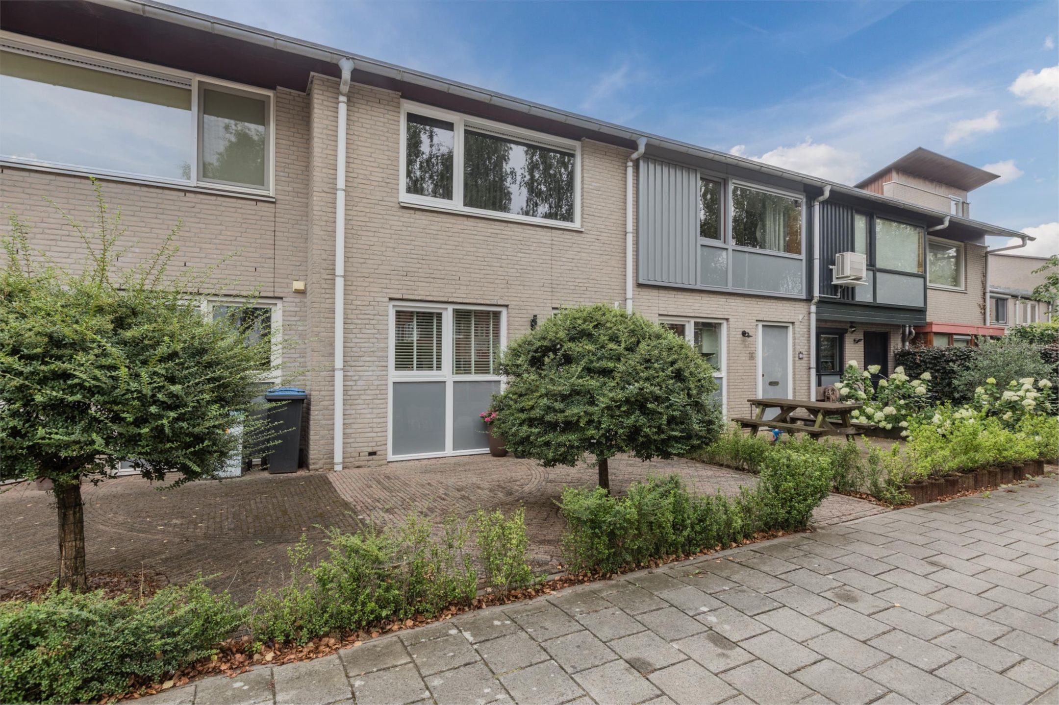 Foto 9 van Charles Dickensstraat 19