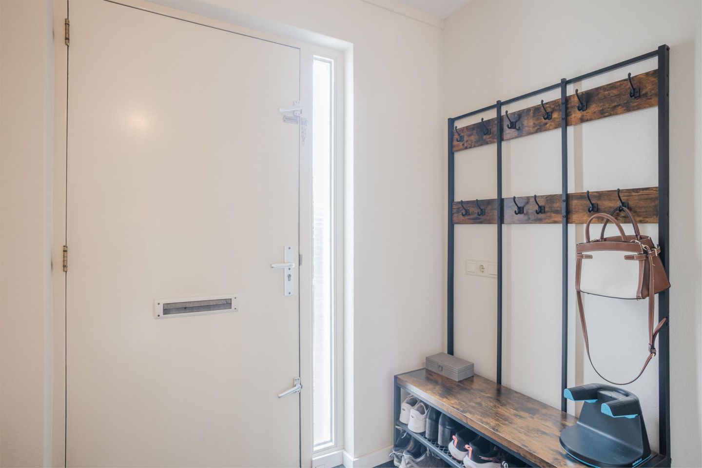 Foto 10 van Charles Dickensstraat 19