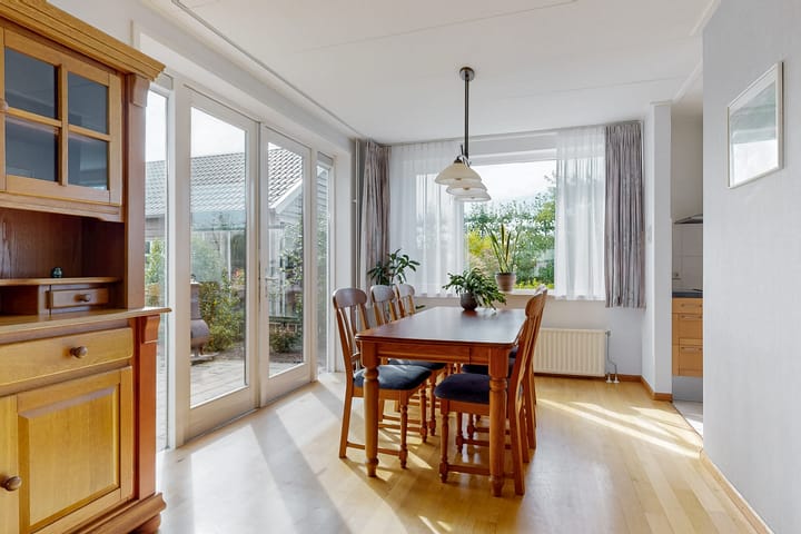 Foto 12 van Vennewatersweg 10