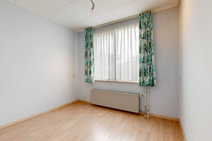 Foto 16 van Vennewatersweg 10